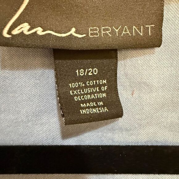 Lane Bryant Women's Light Blue Chambray Button Long Sleeved Blouse - Picture 2 of 5